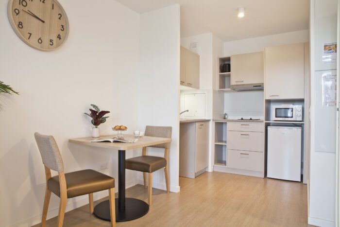 RESIDENCE SERVICE SENIOR