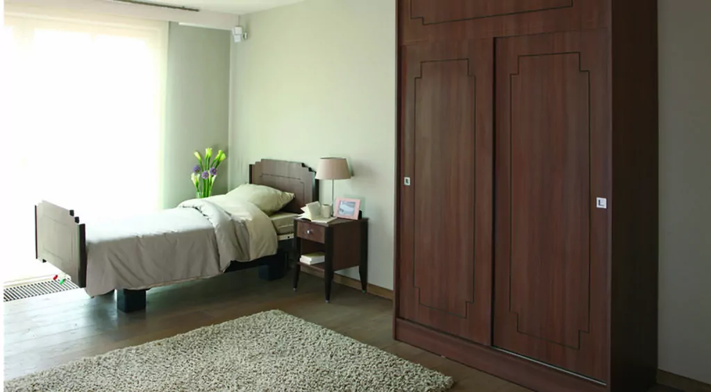 PHOTO 3 - DOMAINE 1 - PORTES COULISSANTES - art deco