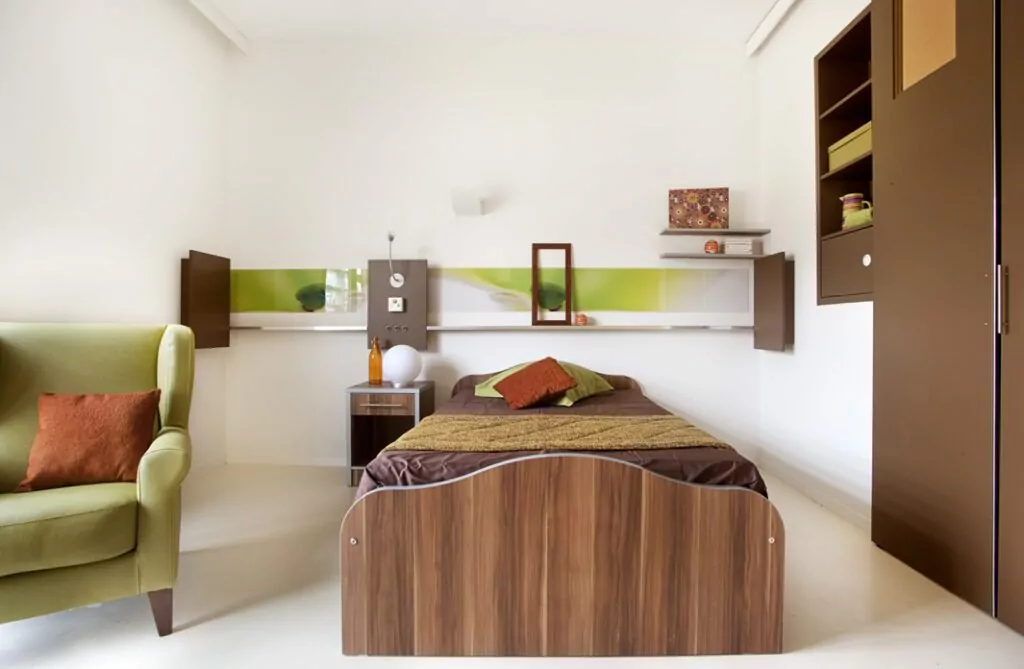 Les établissements médico-sociaux