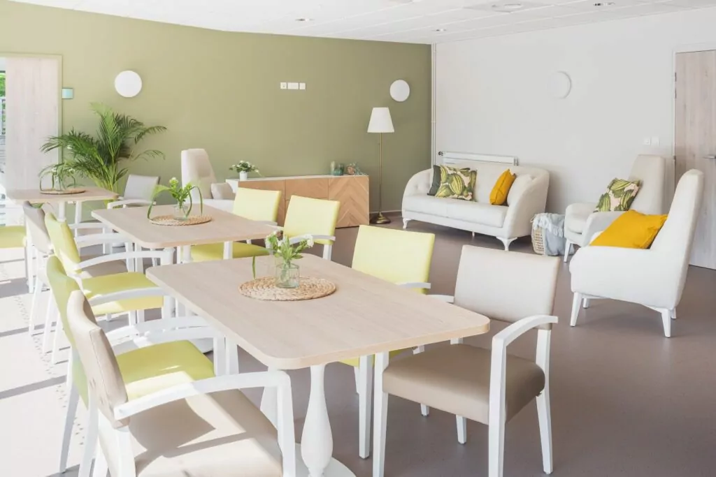 KARA PLUMETIS OREGON KATE