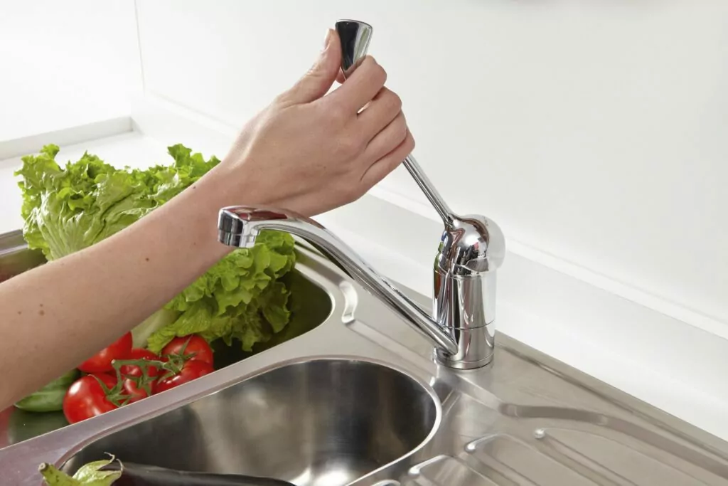 eurequip15853-retoucheue