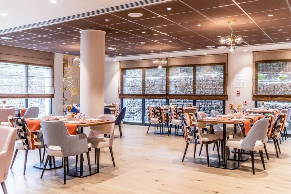 TABLE SONIC - CHAISE MALABAR - CABRIOLET NICOLE ACCOUDOIR DROIT (3)