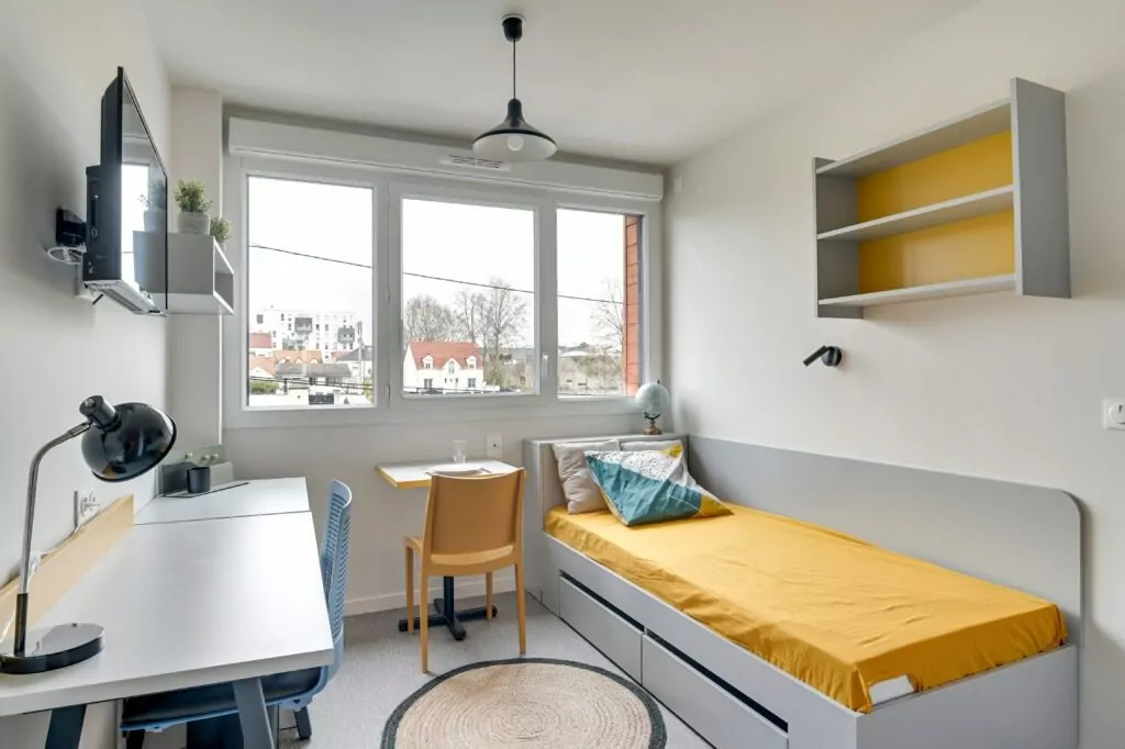 CAMPUS ETUDIANT BEZONS