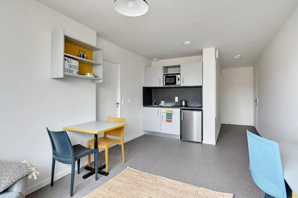 CAMPUS ETUDIANT BEZONS